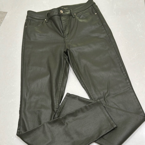 WHBM Size 8 High Rise Coated Skinny Jean Hunter Green - Picture 1 of 8